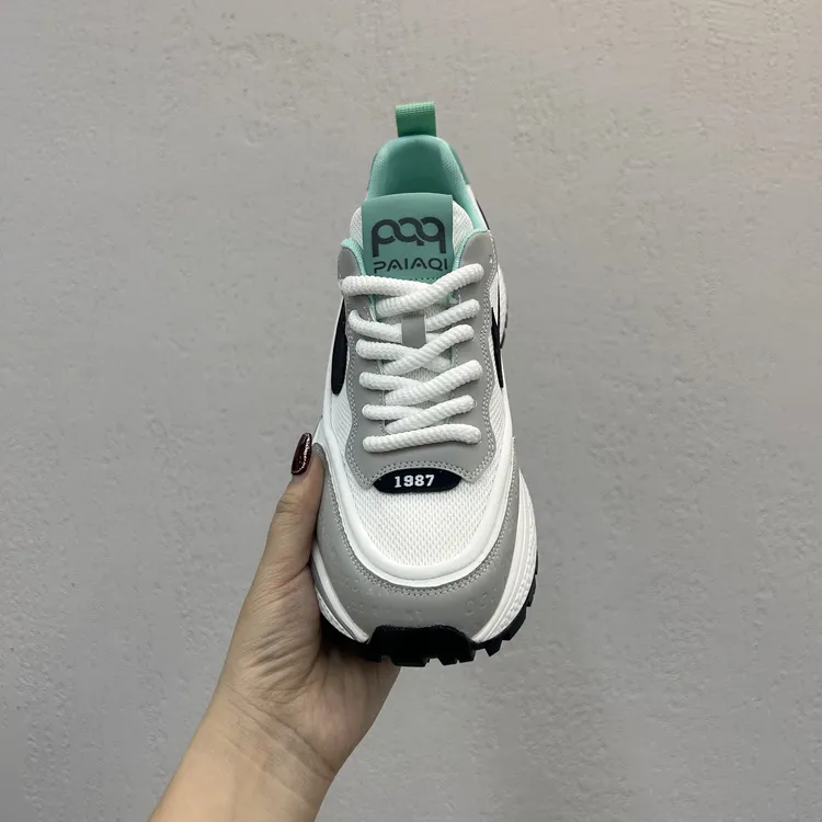 派爱奇新款透气春季平跟时尚休闲鞋百搭网面舒适运动鞋夏季男鞋