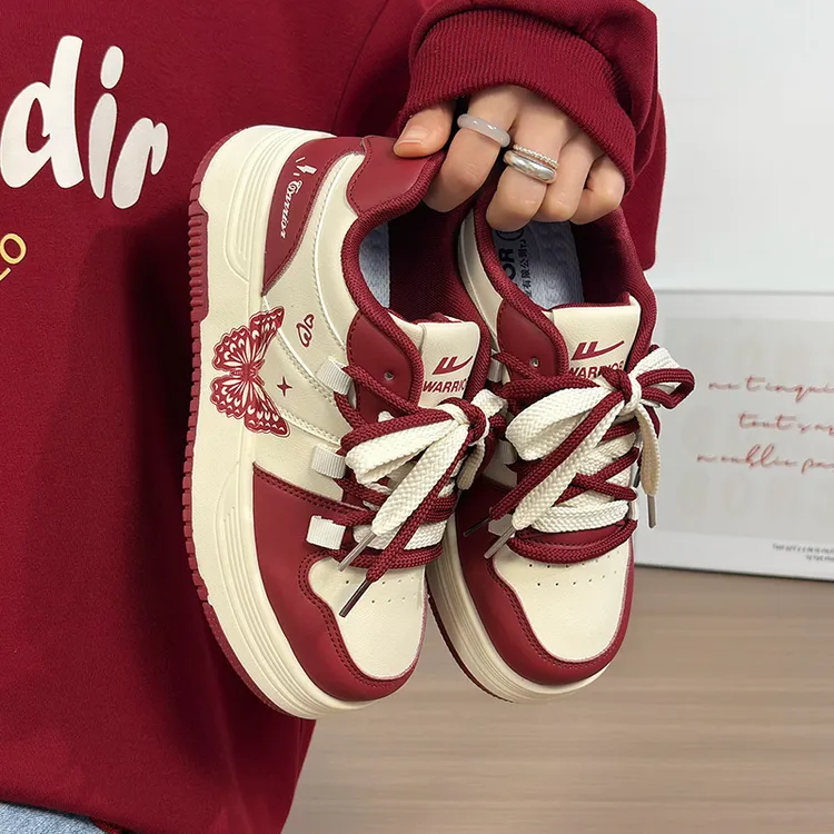 回力女鞋酒红原创蝴蝶小众板鞋高颜值校园百搭系带个性韩版休闲鞋