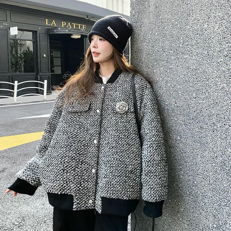 灰色小香风羽绒服女短款2024冬季新款加厚时尚设计感90白鸭绒外套