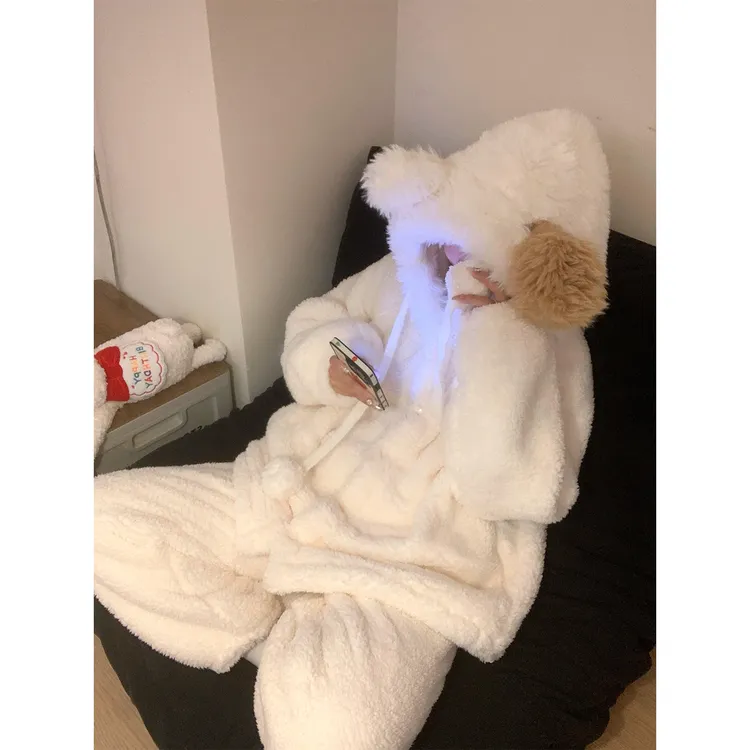 甜美可爱软糯糯珊瑚绒睡衣女款冬季连帽加厚保暖家居服套装可外穿