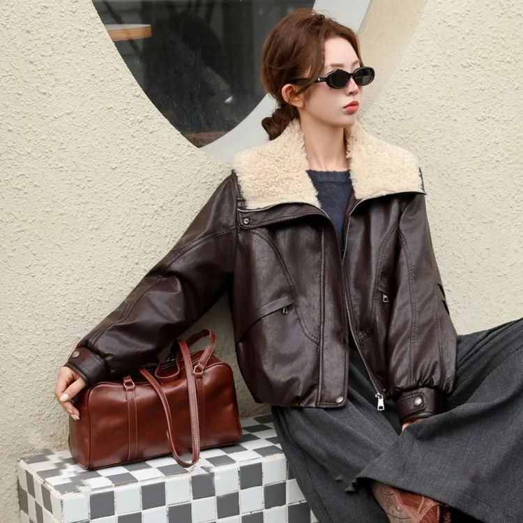 毛绒大翻领加绒加厚保暖皮衣外套女2025秋冬新款宽松显瘦上衣