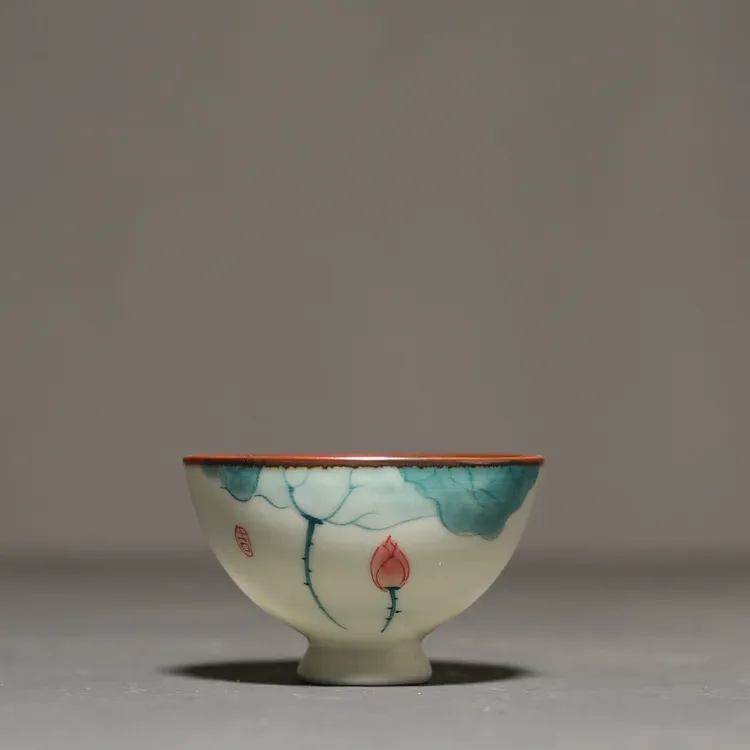 手绘荷花茶杯陶瓷喝茶品茗杯主人杯单杯功夫茶具小茶杯厂家直销