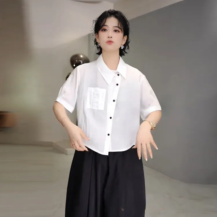 纯色清爽设计气质衬衫2025夏季新款洋气通勤好看时尚别致简约上衣