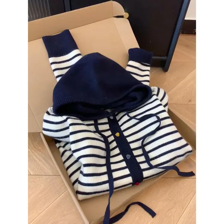 韩系慵懒风软糯毛衣条纹连帽针织衫女秋冬新款宽松显瘦百搭上衣潮