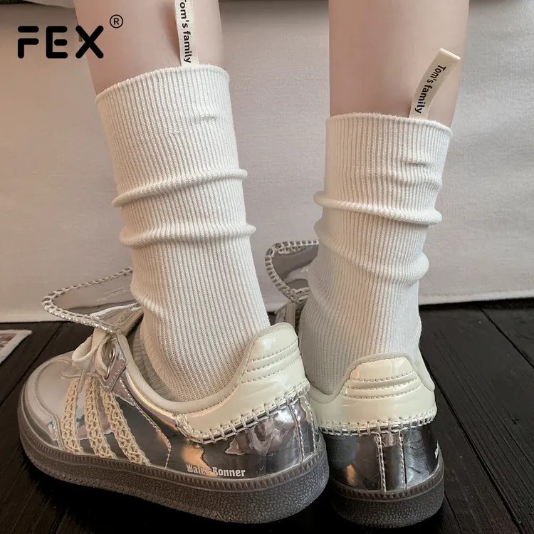 白色袜子女纯棉春秋中筒袜布标双针夏季日系长筒堆堆袜配小皮鞋潮