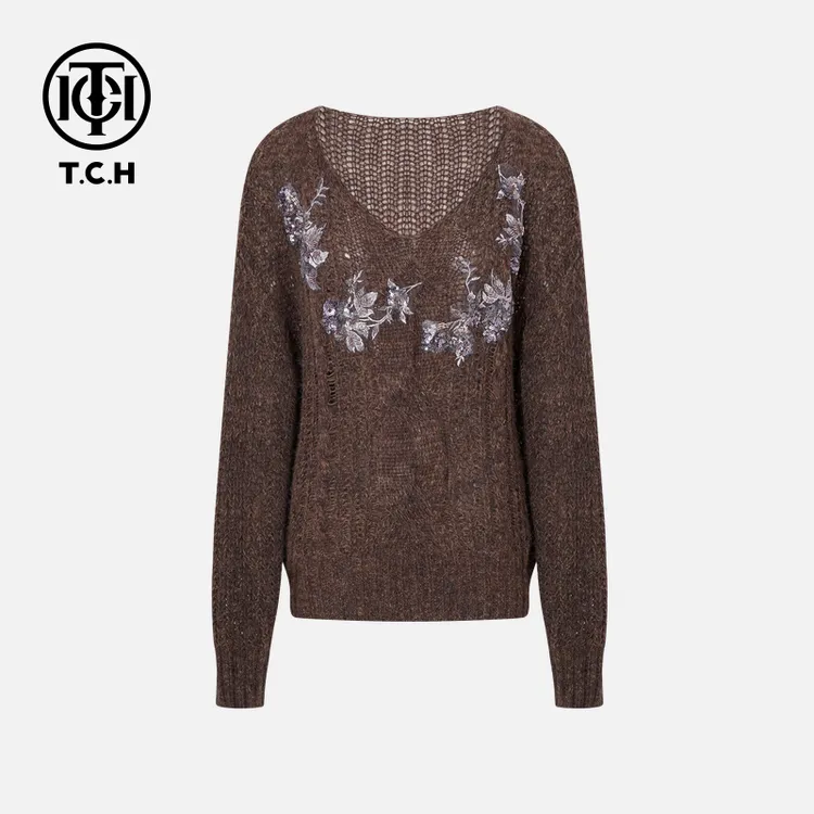 TCH【含绵羊毛】秋冬时尚烫钻宽松咖色V领针织衫女T75C09E1166