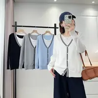 大码高级感减龄撞色V领假两件胖mm洋气针织衫软糯毛衣打底衫2631