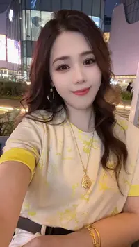 2025新款休闲短袖 烧花设计双色面料设计T恤女修身显瘦上衣2022