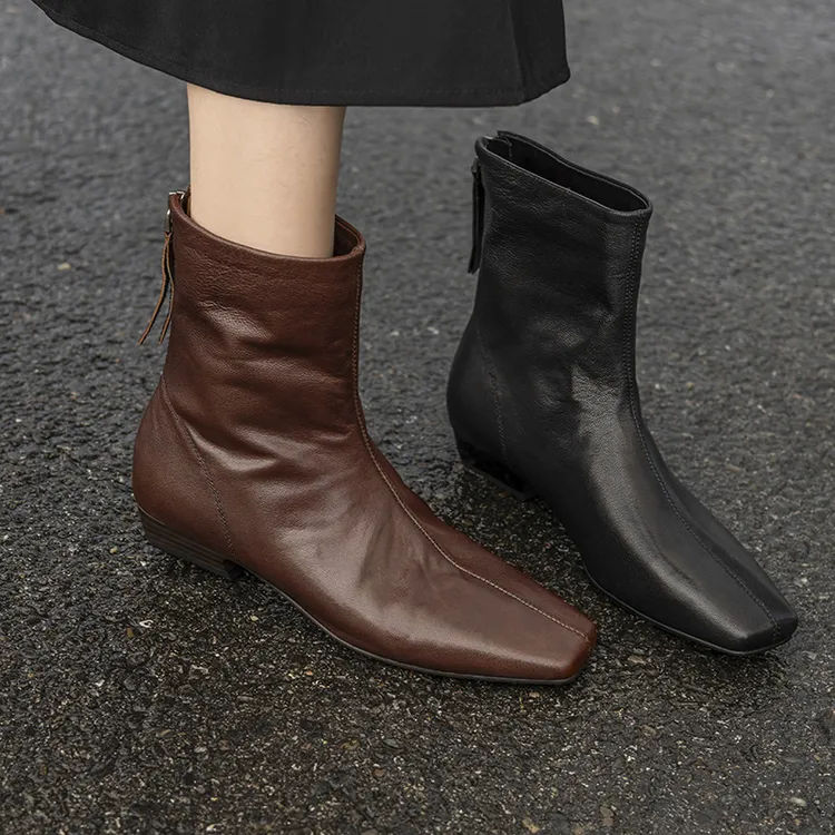 2025年秋冬新款后拉链粗跟短靴女复古百搭中跟气质切尔西靴英伦风