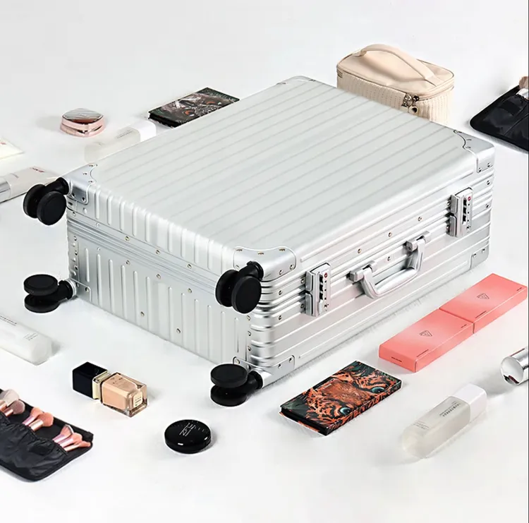 【直播间新款】音乐智能款铝镁合金化妆师专用化妆蓝牙带灯收纳箱