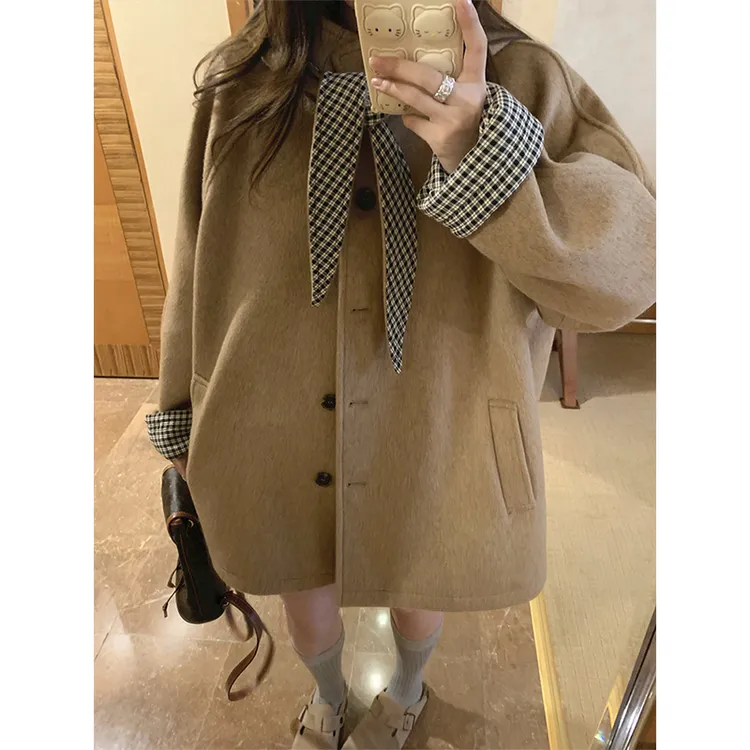 兔耳朵连帽拼接格纹大衣女秋季新款赫本风高级感宽松型中长款外套