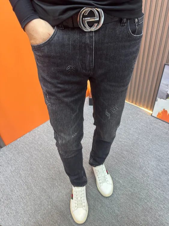 秋冬牛仔裤男士潮牌韩式修身小脚时尚百搭潮流弹力休闲裤子