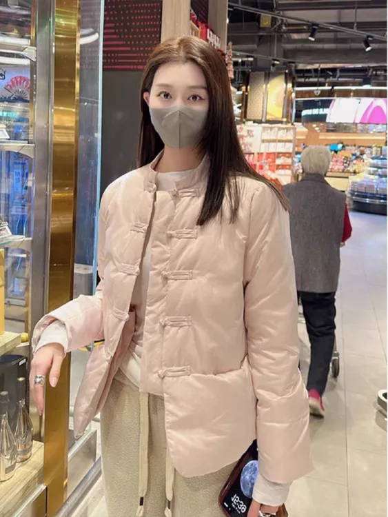 新中式复古旗袍式运动贵气老钱风热力保暖90鸭绒轻羽绒服
