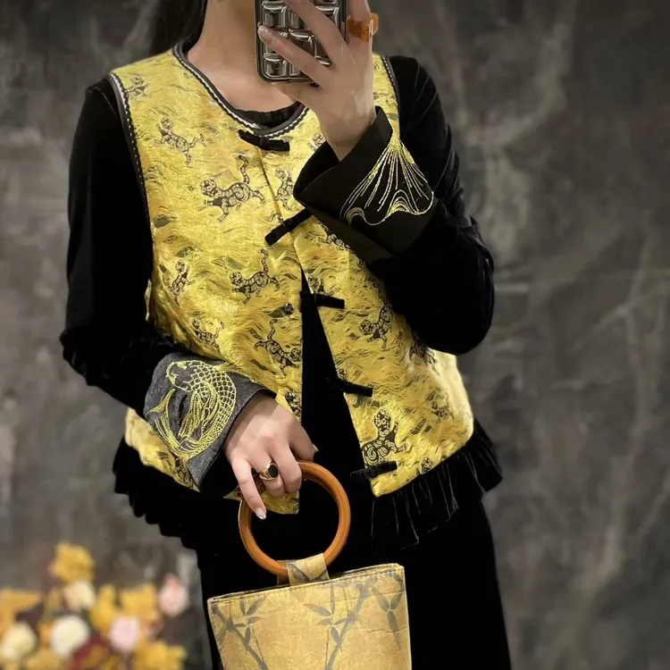 秋冬新款老钱风轻奢重工提花丝绒拼接桑蚕丝棉马甲女