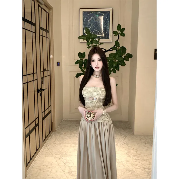 小香风抹胸连衣裙女秋冬设计感拼接缎面约会礼服长裙法式A字裙子