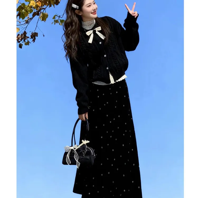 韩系学院风波点打底衫长袖开衫上衣搭配半身裙秋冬季新款时尚套装