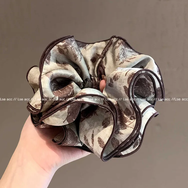 新款荷叶边复古玫瑰印花肥肠圈淡雅温柔咖色发圈显脸小扎马尾头花