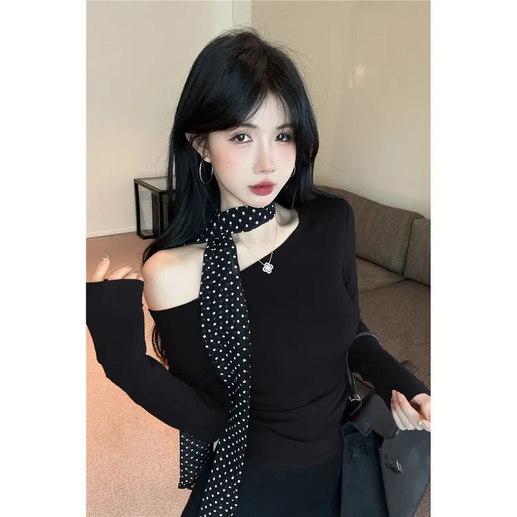 小个子斜肩甜辣妹简约修身长袖T恤打底衫秋冬百搭休闲设计感时尚