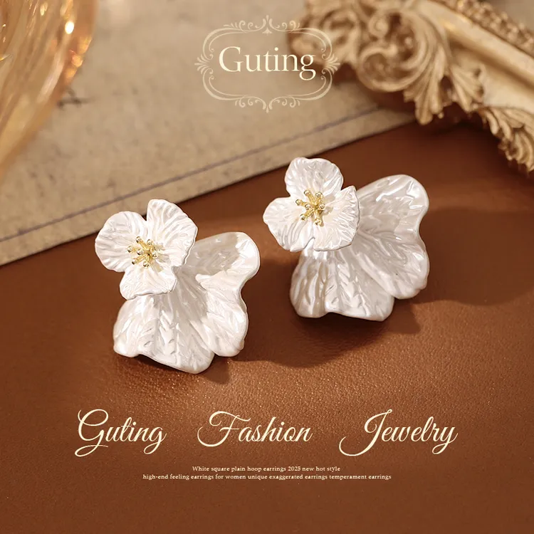 铜合金耳饰 22484银色立体花朵两戴式耳钉女高级感耳饰精致耳环