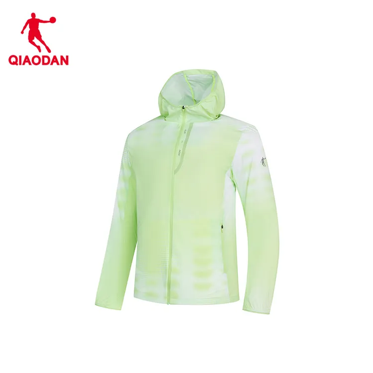 乔丹飞影绿梭织薄外套男2025秋季新款户外运动跑步防晒连帽风衣男