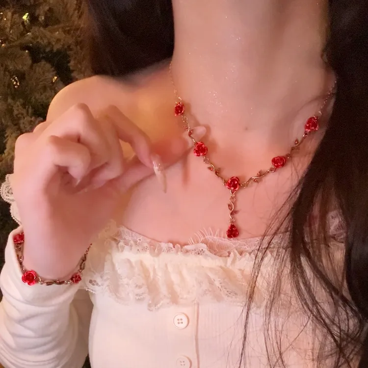 铜合金项链 炽焰玫瑰-氛围感项链女法式复古气质高级感锁骨链颈链