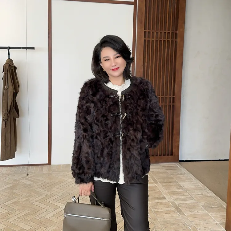 微胖女装【顶流女主】鹿皮绒环保皮毛一体外套加厚保暖8833