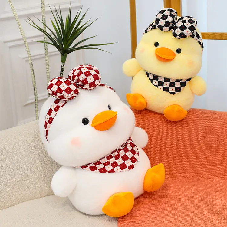 名创优品创意小胖鸭毛绒玩具蝴蝶结鸭抱枕小黄鸭玩偶可爱生日礼物