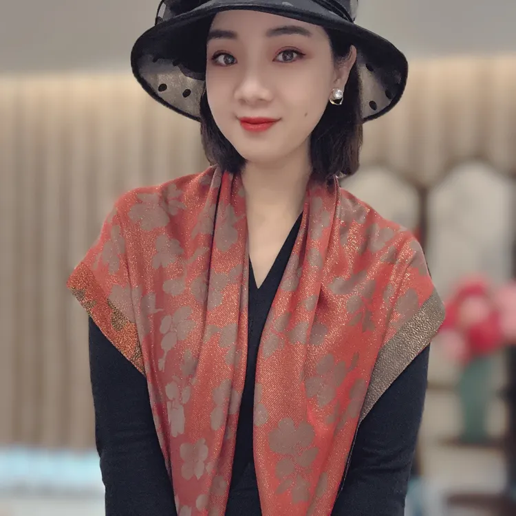 金丝线枫叶提花丝巾100*100cm左右四季大方巾保暖围巾披肩百搭