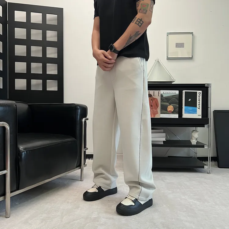 线条独白侧边直筒裤男秋季美式阔腿垂坠感运动休闲裤潮字母腰头
