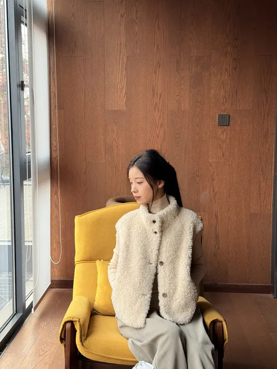 秋冬新款100%纯羊毛羊剪绒颗粒绒立领休闲韩系纽扣马甲女装25907