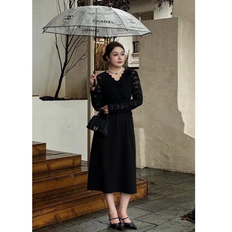 （现现款）花菜微胖定制~【抢占C位】时尚气质蕾丝设计感V领A字连衣裙