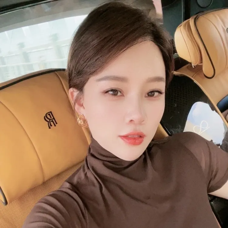 《美颜纱》秋季新款女装小高领半袖T恤衫8057纯色上衣螺纹百搭短袖