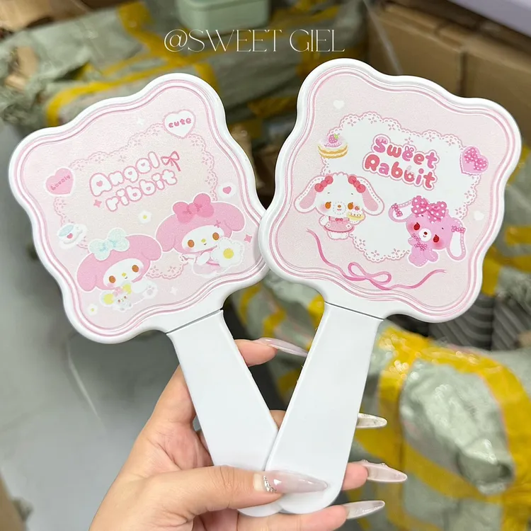 原创小美二合一体可爱手持波浪镜梳手柄镜子宿舍学生好物化妆镜子