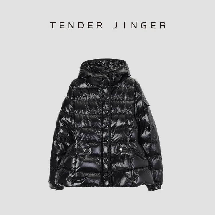 Tender Jinger【专柜】连帽收腰款漆光拼接织带羽绒服T44SHC79062
