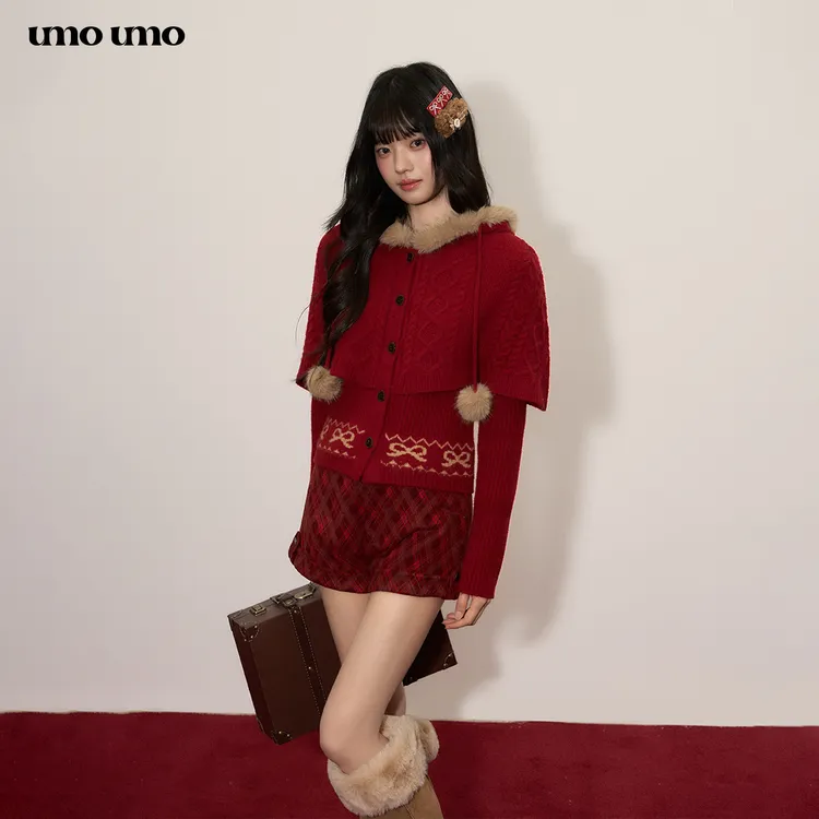 【圣诞新年款】umoumo乌蘑甜美毛绒连帽斗篷绞花开衫UMOMY141679