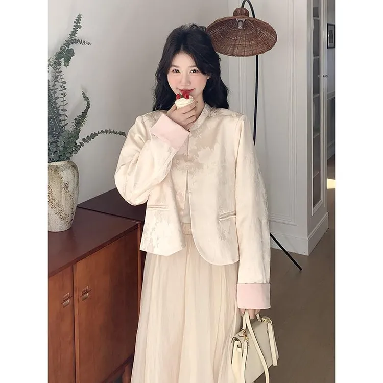 高级新中式压花盘扣外套装女2025秋季新款显瘦甜美半身裙子两件套