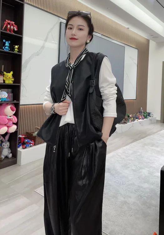 2025-春秋真皮马甲常规纯色气质减龄短款通勤时尚外套-316