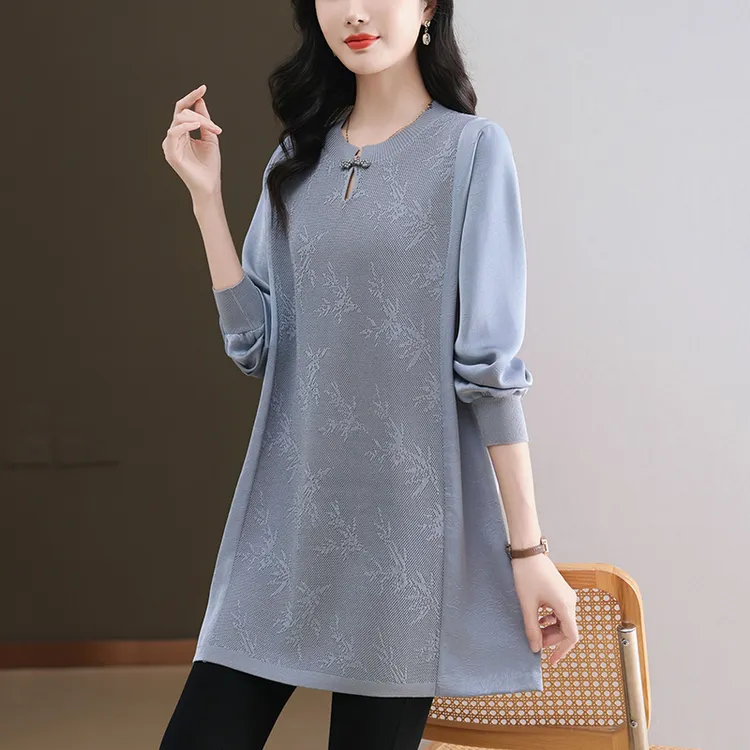 新中式女春装长款遮屁股上衣时髦洋气中年妈妈毛衣大码宽松打底衫