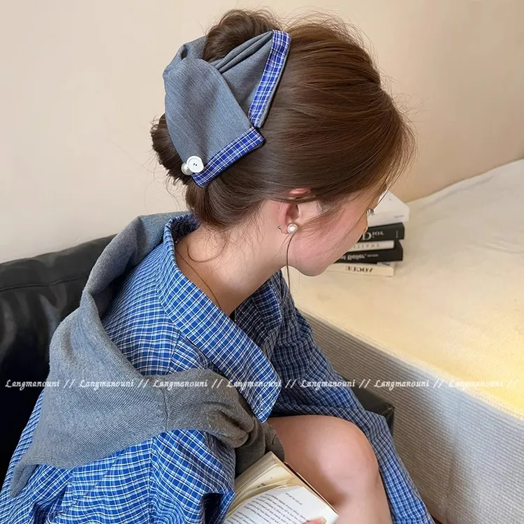 格雷系蓝灰格纹三角抓夹女后脑勺盘发鲨鱼夹2025新款发夹大号头饰