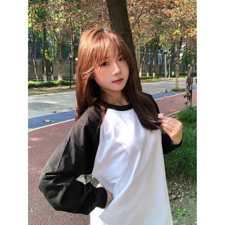 甜美美式纯色设计感拼接圆领长袖t恤女春秋季上衣女情侣打底衫ins