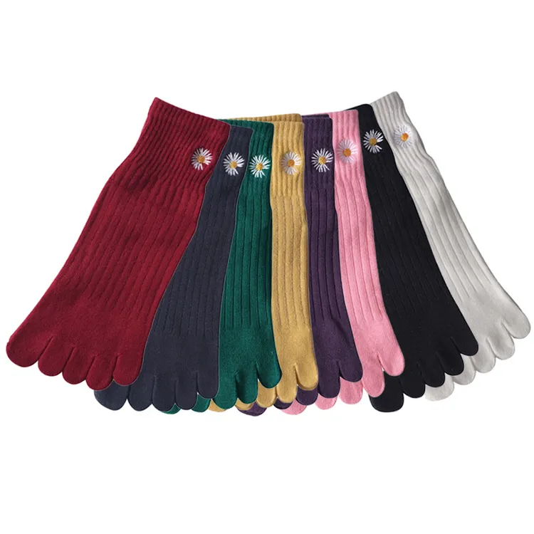 春夏款刺绣女森系短袜五指袜吸汗防臭女士纯色棉袜防臭短分趾袜