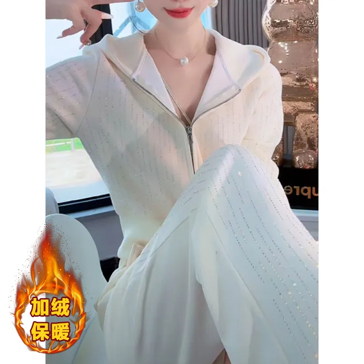 小众炸街高级感女装套装2025冬季镶钻外套休闲长裤加绒保暖两件套