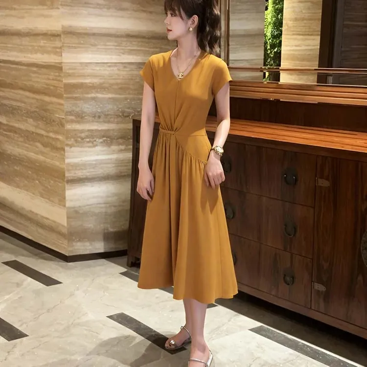 2025年新款夏季休闲百搭遮肚子显瘦赫本风小个子a字裙女D2625