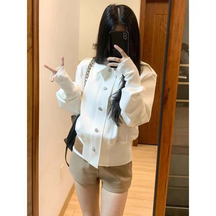 美式复古极简风翻领白色外套女秋季休闲百搭螺纹收腰下摆夹克上衣