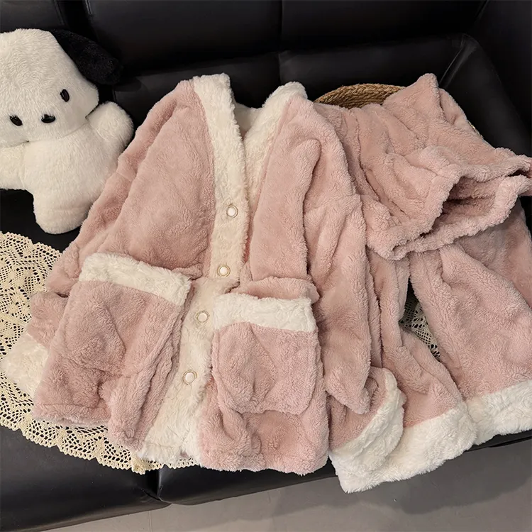 珊瑚绒睡衣女保暖加绒加厚舒适女士家居服两件套