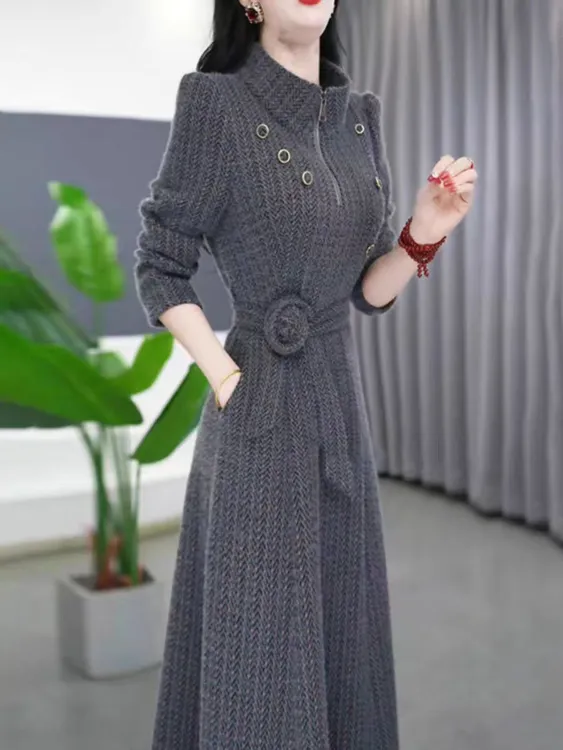 收腰围巾领显瘦连衣裙中长裙时尚修身秋季针织秋冬