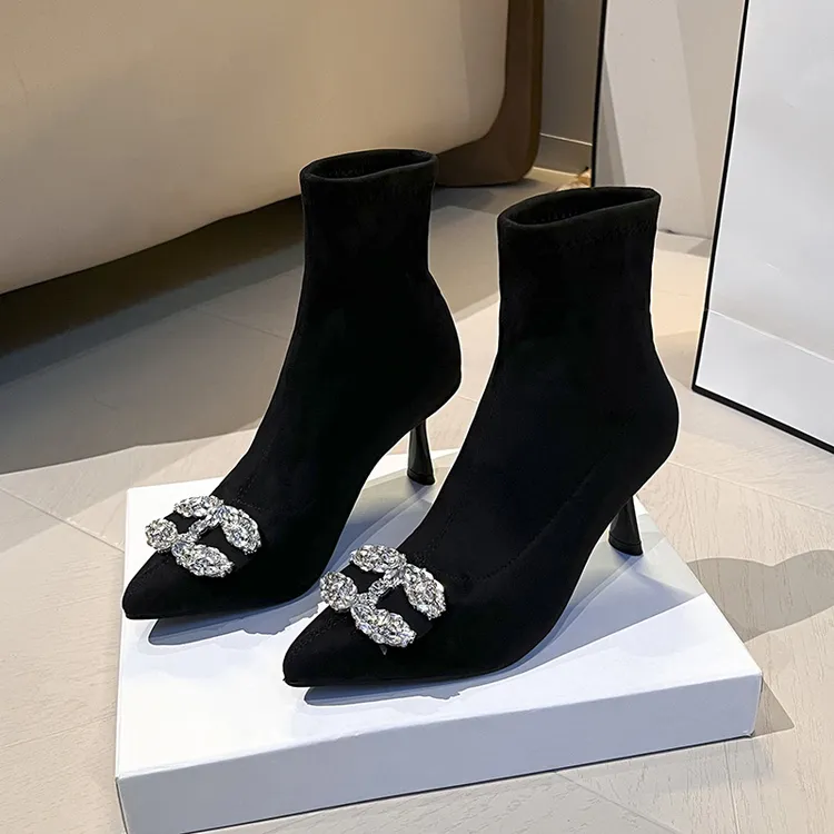 细跟高跟鞋女水钻尖头袜靴瘦瘦靴网红女鞋弹力靴女靴黑色高跟靴子