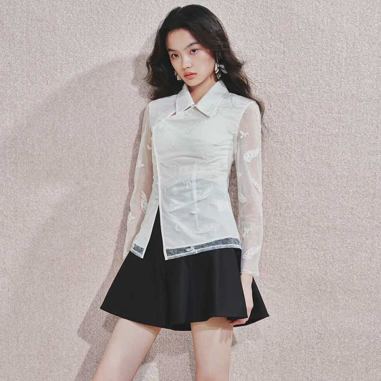 MAXRIENY贵雅新中式套头蕾丝衫长袖复古国风盘扣上衣