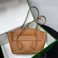 胖虎熙少/葆蝶家/95新/公价0/箱包/两用包/31T2502150031