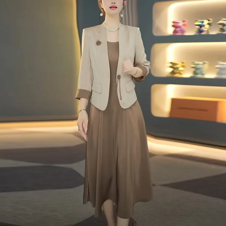 缎面小香风套装裙2025春季新款洋气质法式轻奢显瘦两件套连衣裙子